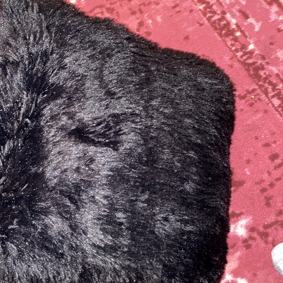 Black Luxury Soft Square Faux Fur Pillow Cover (Set of 2) 18x18 - Picture 5 of 6